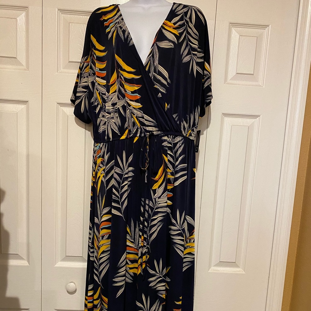 Floral dress with stripe hem